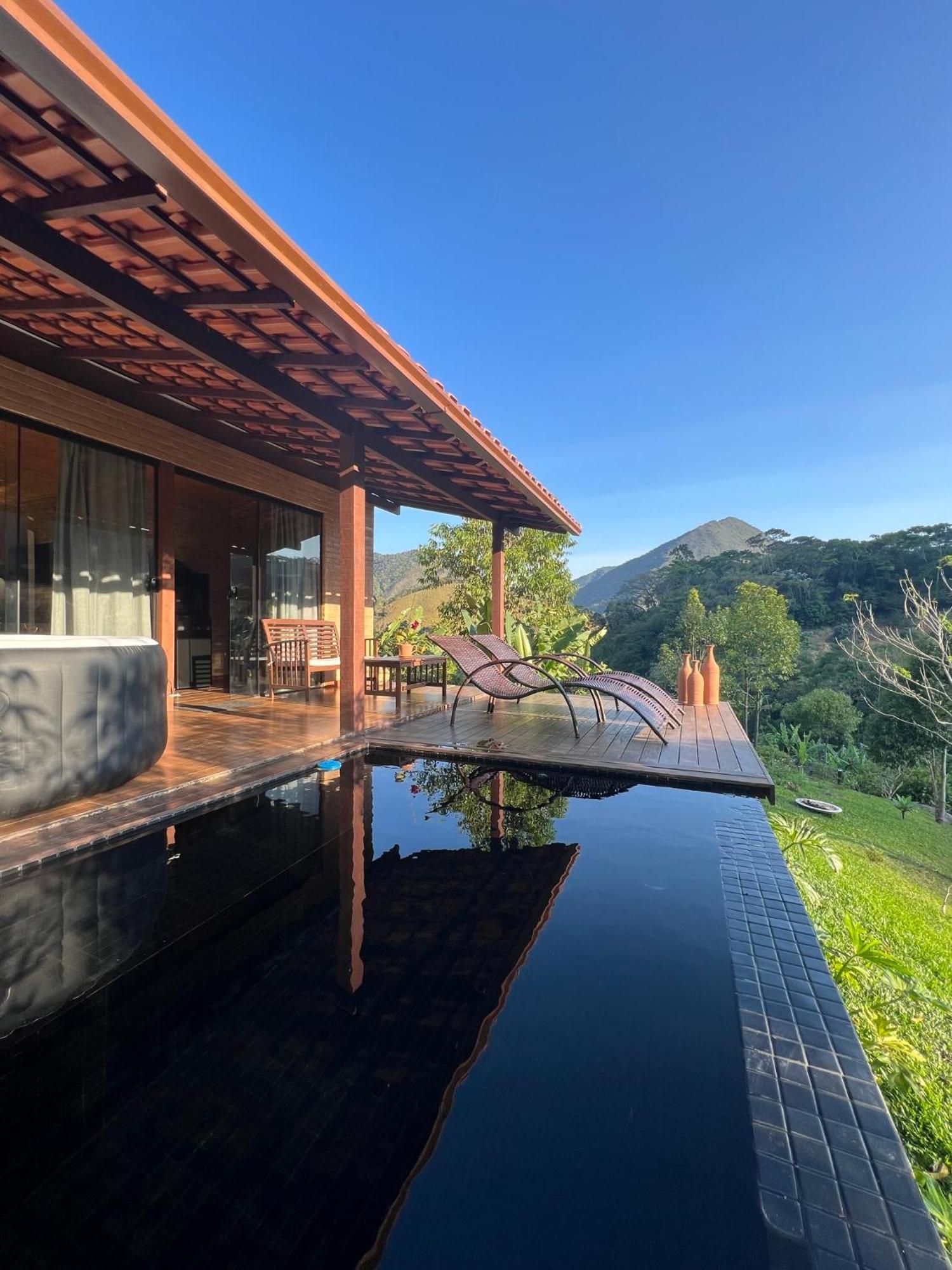 Lodge Cactus & Em Lumiar