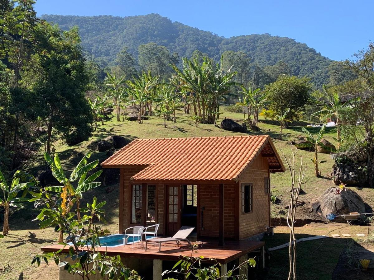 Cactus & Em Lodge